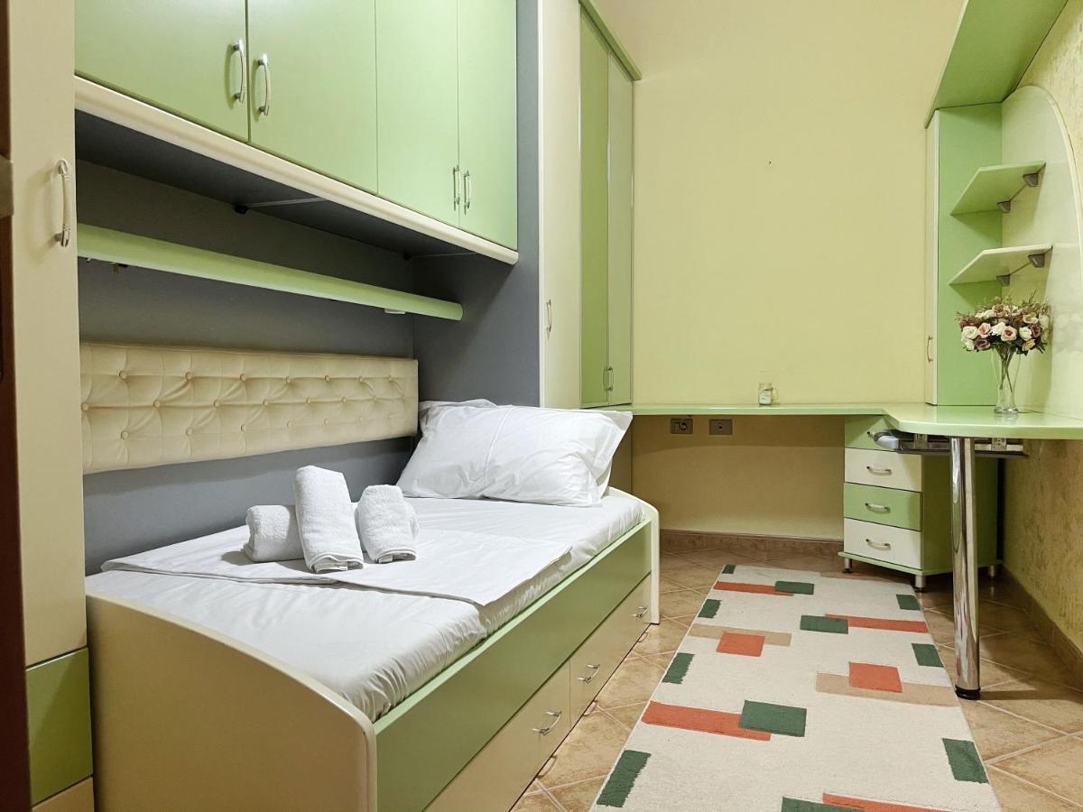 Sunkissed Centre Apartment Wlora Zewnętrze zdjęcie