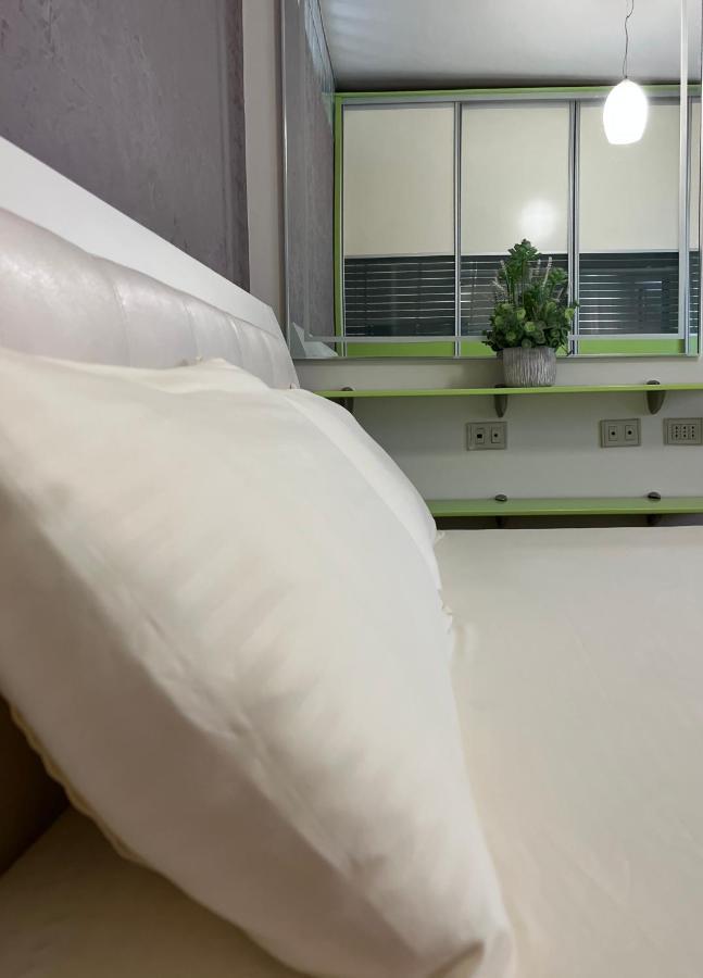 Sunkissed Centre Apartment Wlora Zewnętrze zdjęcie